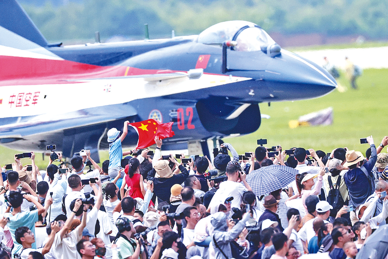 大鸡巴疯狂操逼免费看长春航空展迎来首个公众日